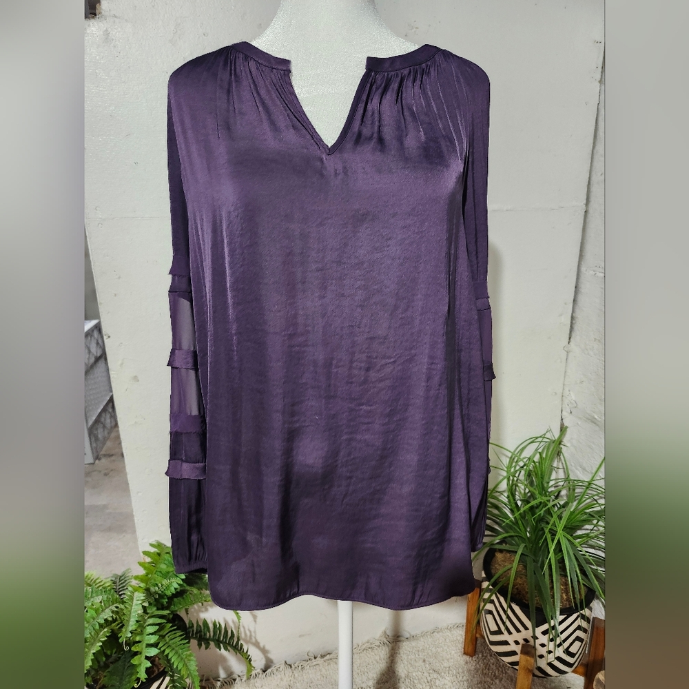 Simply Vera Wang Silky Flowy‎ Purple Women's V Neck Top Size Small